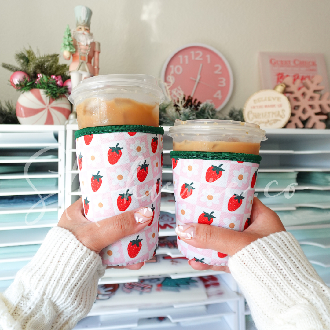 Checkered Strawberry Daisy - Cup Sleeve