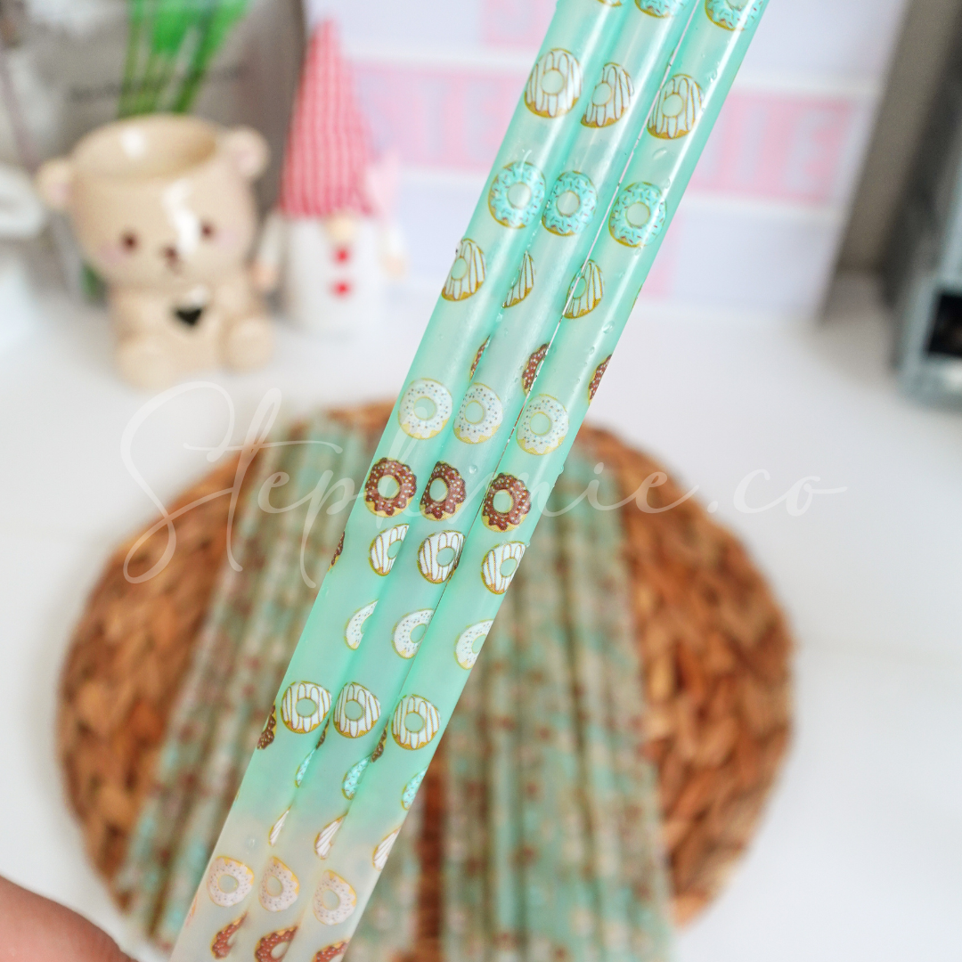 Donuts - Color Changing Reusable Plastic Straw - 10 inch