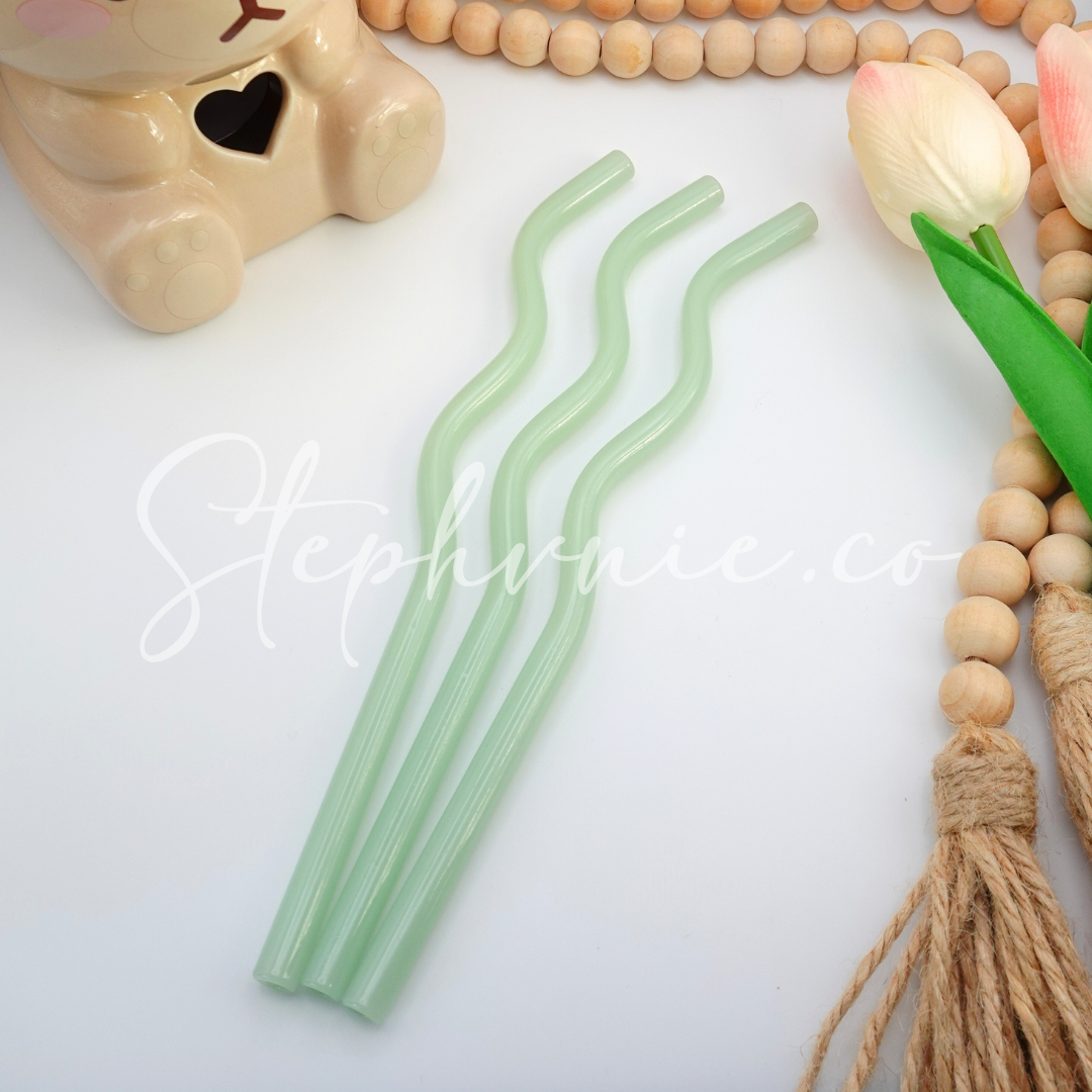 Jade Green Wavy Glass Straws - Reusable