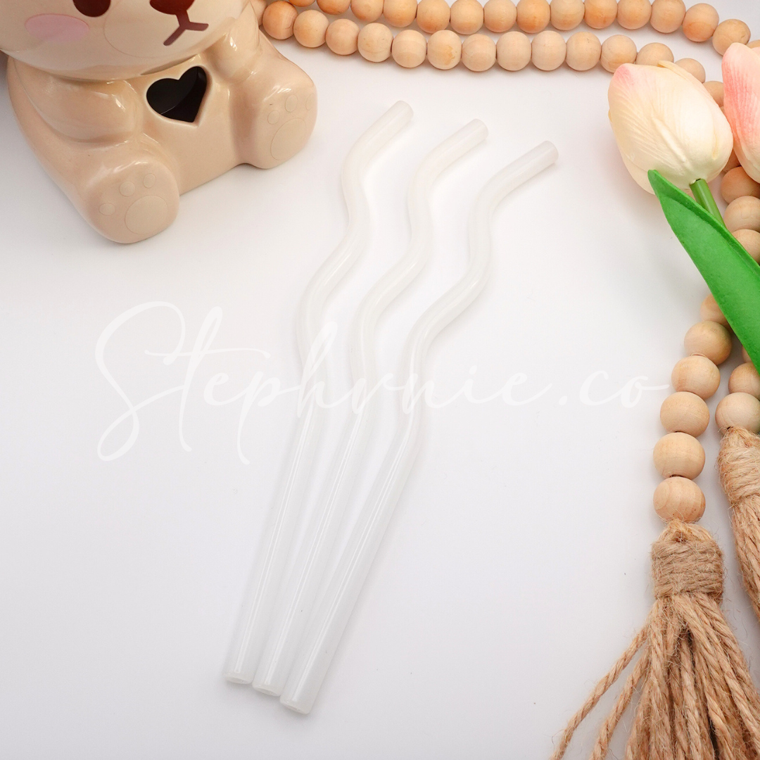 White Wavy Glass Straws - Reusable