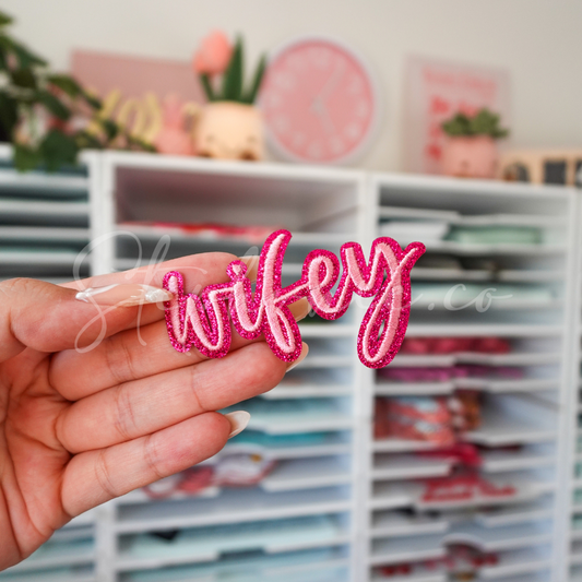 Wifey (pink) - Embroidered Patch